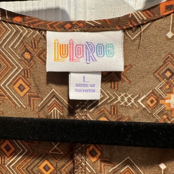 Lularoe Shirley kimono - Picture 3 of 3